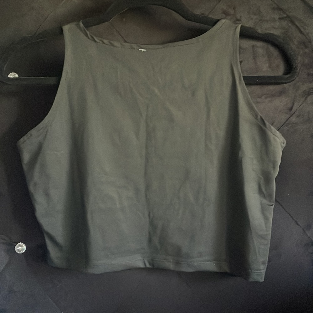 $5 - Picture 2 of 2